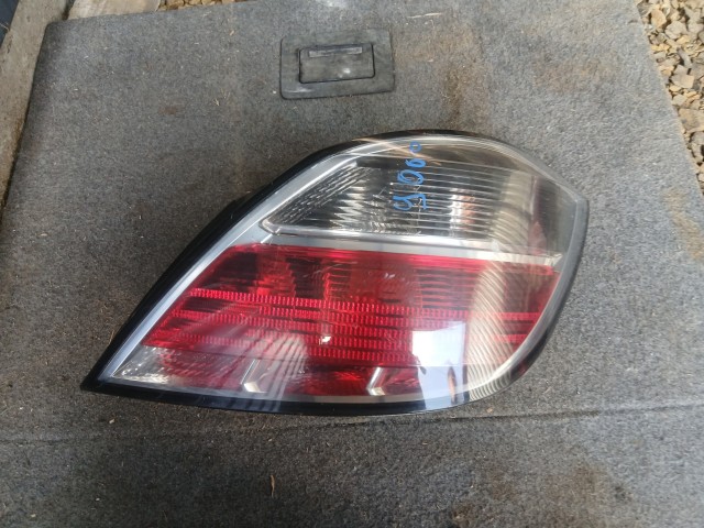9000 Opel H astra 2006-2014 Jobb hátsó Lámpa 5 ajtós facelift