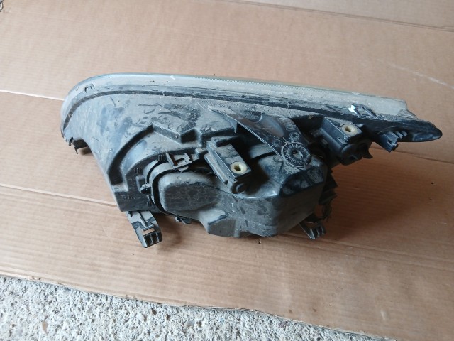 10027 Ford Focus 2004-2008  Jobb első Lámpa Fényszóró