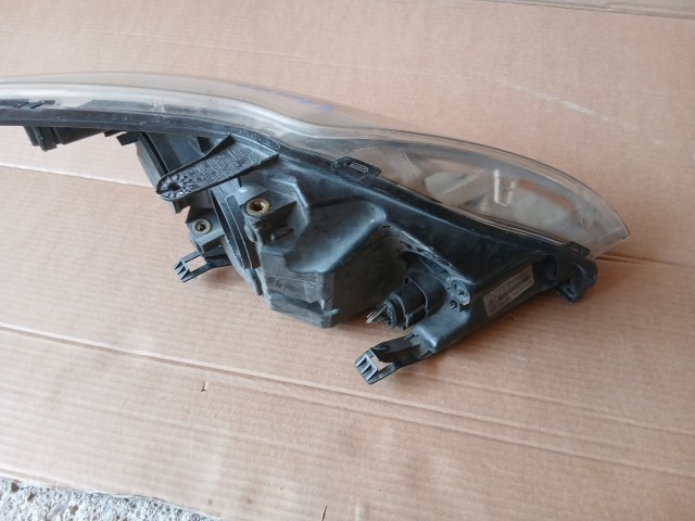 10022 Ford Focus 2008-2011 Bal első Lámpa Fényszóró