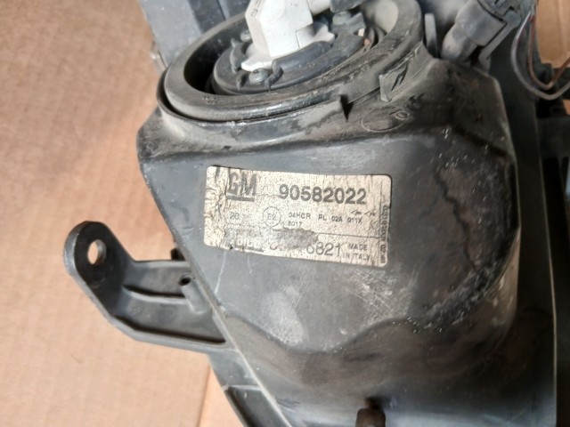 10019 Opel Zafira A 1999-2005 Jobb első Lámpa Fényszóró