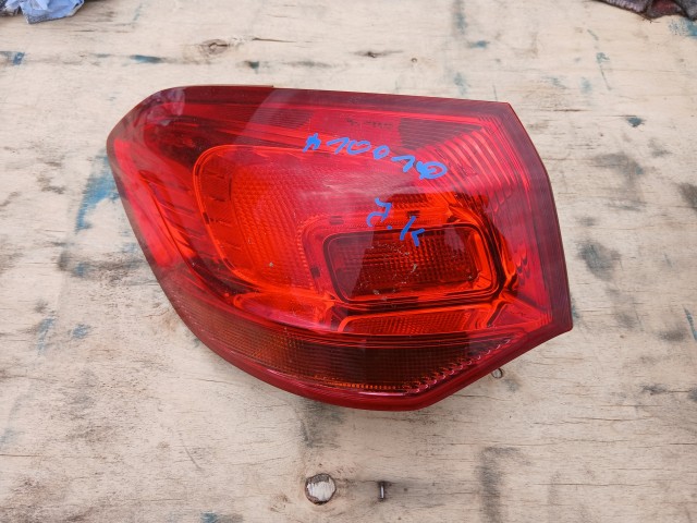 10010 Opel Astra J 2009-2015 Bal hátsó Lámpa kombi
