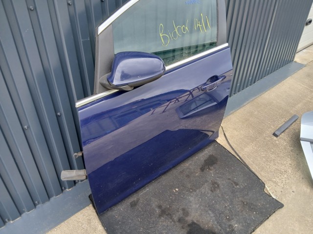 10002 Opel Astra J 2009-2015 Bal első  Ajtó Kék Z20z