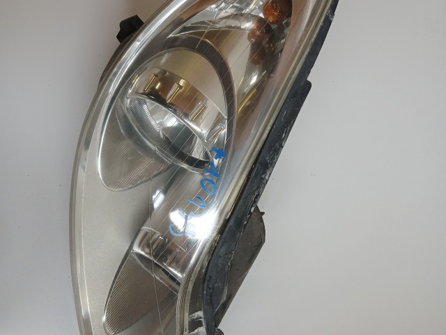 10139 Opel Corsa D 2006-2014 Jobb első Lámpa Fényszóró