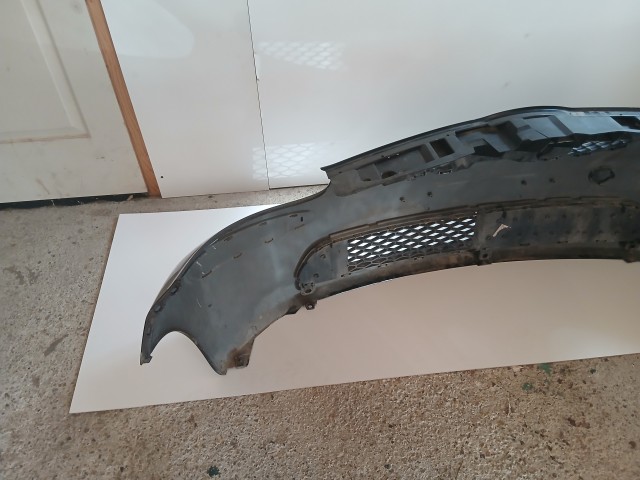 10116 Toyota Aygo 2005-2014 első Lökhárító Fekete