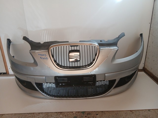 10113 Seat Altea 5P első Lökhárító Ezüst La7w