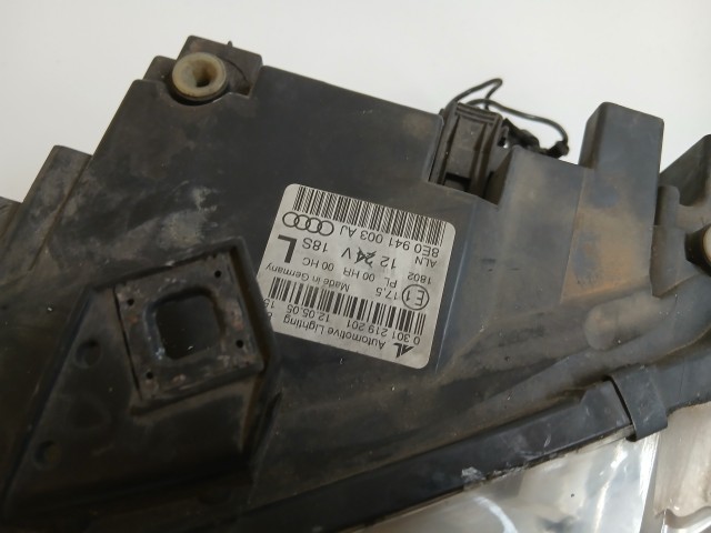 10103 Audi A4 B7 2004-2008 Bal első Lámpa Fényszóró