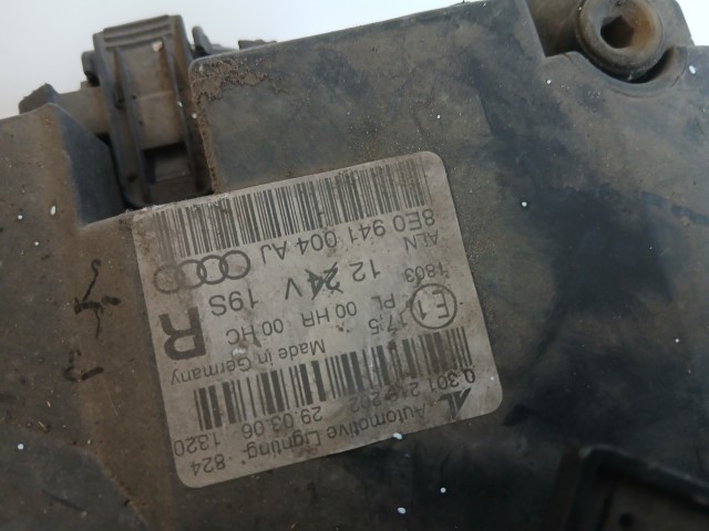 10099 Audi A4 B7 2004-2008 Jobb első Lámpa Fényszóró
