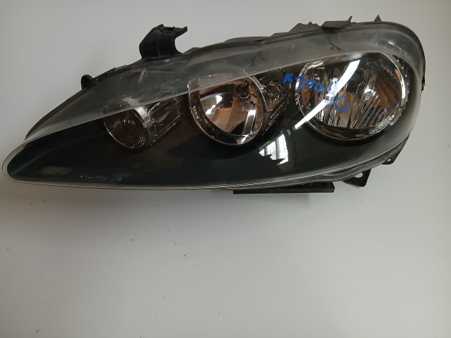 10088 Alfa Romeo 147 2000-2010 Jobb első Lámpa Fényszóró
