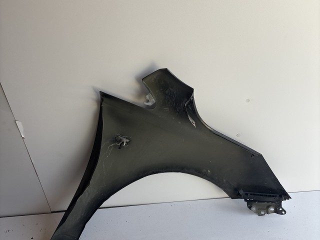 10166 Opel Corsa E Bal első Sárvédő Fekete Y22c