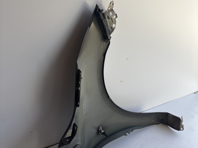 10167 Opel Corsa E Bal első Sárvédő Használt Grafit Z190