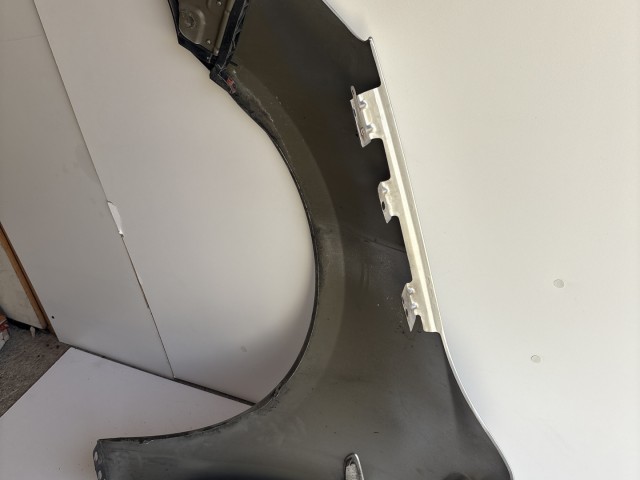 10172 Opel Astra J 2009-2015 Jobb első Sárvédő Szürke Z176