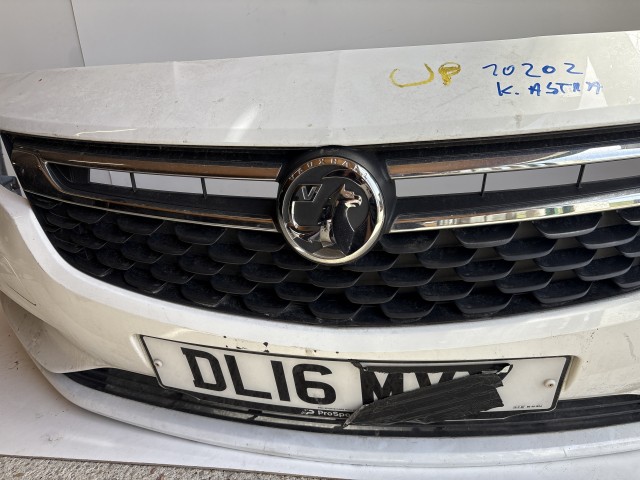 10202 Opel Astra K első Lökhárító Fehér