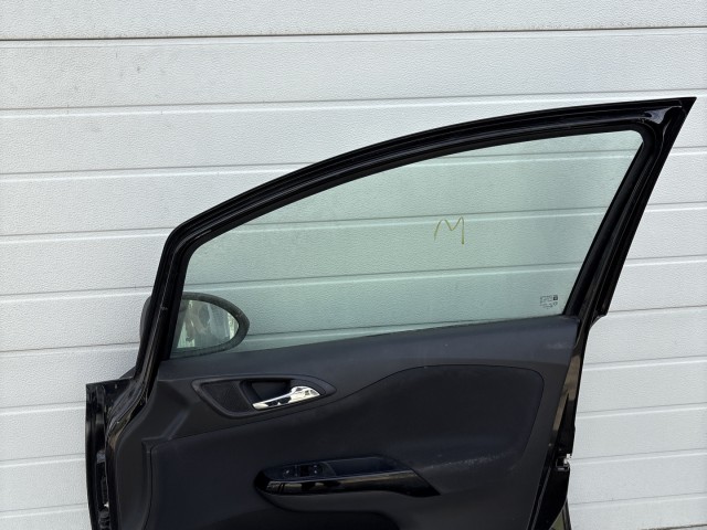 10207 Opel Corsa E Jobb első Ajtó Fekete Z22c