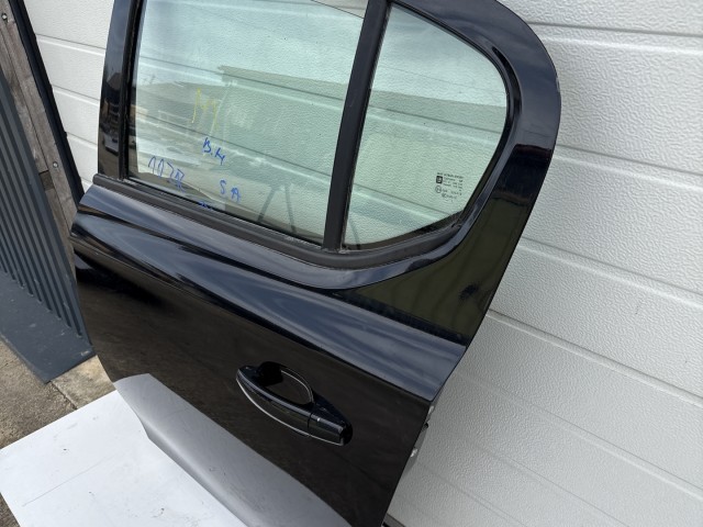 10212 Opel Corsa E Bal hátsó Ajtó Használt Fekete Z22c