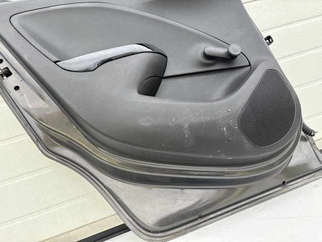 10214 Opel Corsa E Bal hátsó Ajtó Szürke Z190
