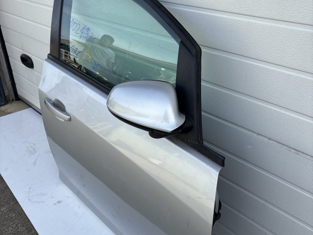 10221 Opel Astra J 2009-2015 Jobb első Ajtó Ezüst Szürke Z176