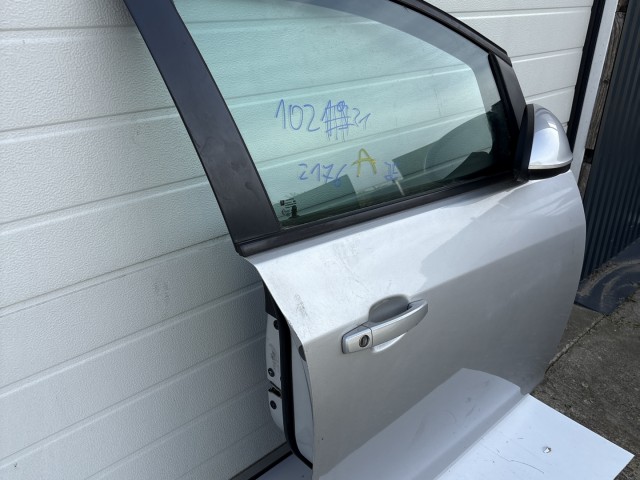 10221 Opel Astra J 2009-2015 Jobb első Ajtó Ezüst Szürke Z176