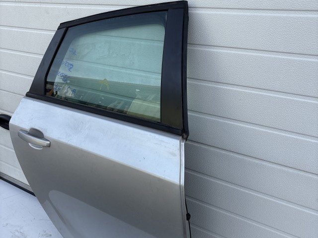 10222 Opel Astra J 2009-2015 Jobb hátsó Ajtó Szürke Z176