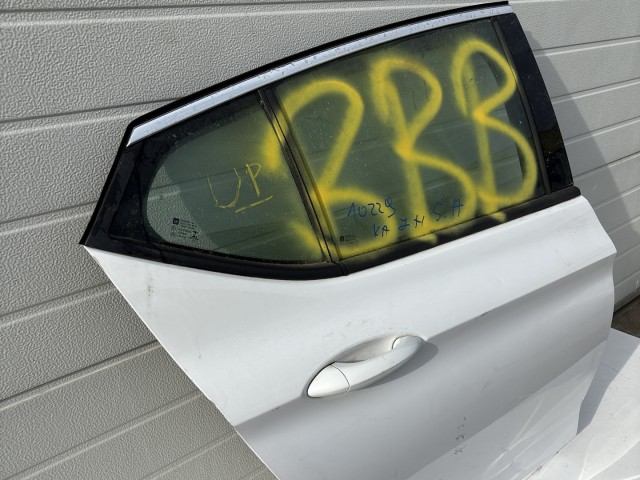 10229 Opel Astra K Jobb hátsó Ajtó Fehér 5 ajtós