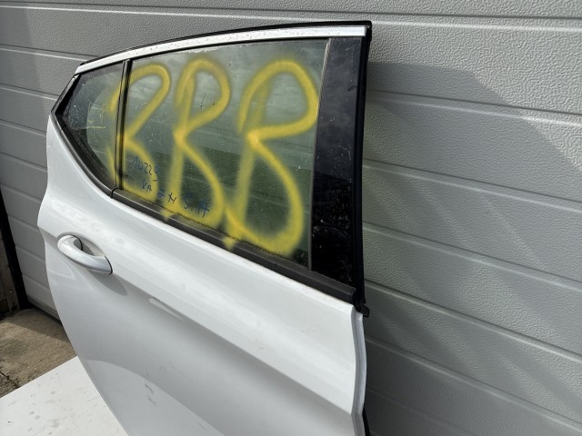 10229 Opel Astra K Jobb hátsó Ajtó Fehér 5 ajtós