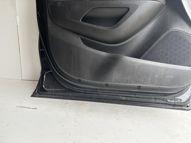 10241 Opel Mokka Bal első Ajtó Fekete Z22c