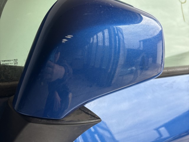 10242 Opel Mokka Bal első  Ajtó Használt Kék sérült 
