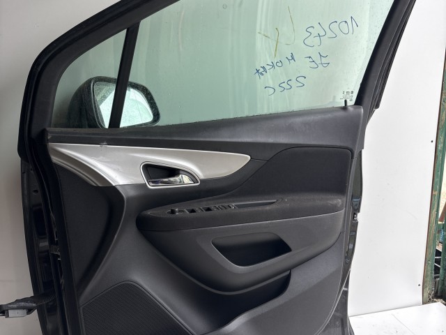 10243 Opel Mokka Jobb első Ajtó Fekete Z22c