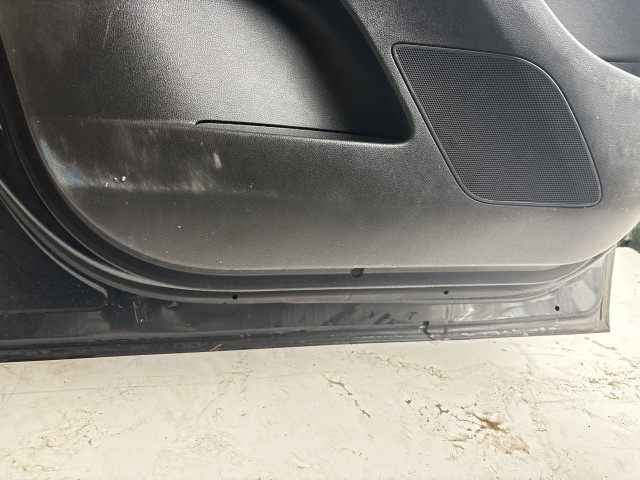 10246 Opel Meriva B 2010-2017 Bal első Ajtó Feket Z22c