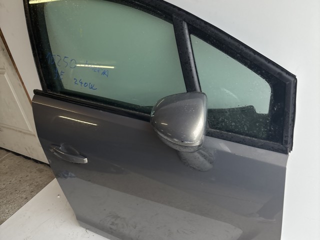 10250 Opel Meriva B 2010-2017 Jobb első Ajtó Barna Z40w