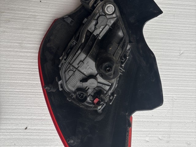10272 Opel Corsa Bal hátsó Lámpa 5 ajtós