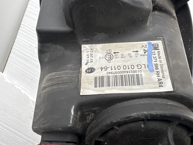 10303 Opel Astra J 2009-2015 Jobb első Lámpa Fényszóró Angol
