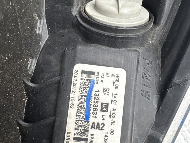 10305 Opel Meriva B 2010-2017 Bal első  Lámpa Fényszóró Angol