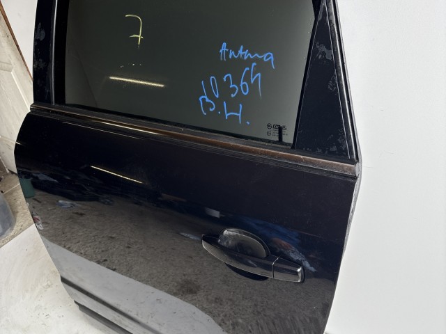 10364 Opel Antara 2006-2015 Bal hátsó Ajtó Használt  Fekete Z22c