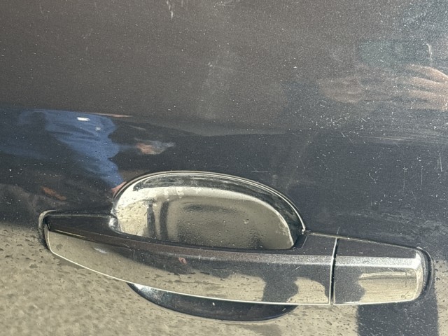 10364 Opel Antara 2006-2015 Bal hátsó Ajtó Használt  Fekete Z22c