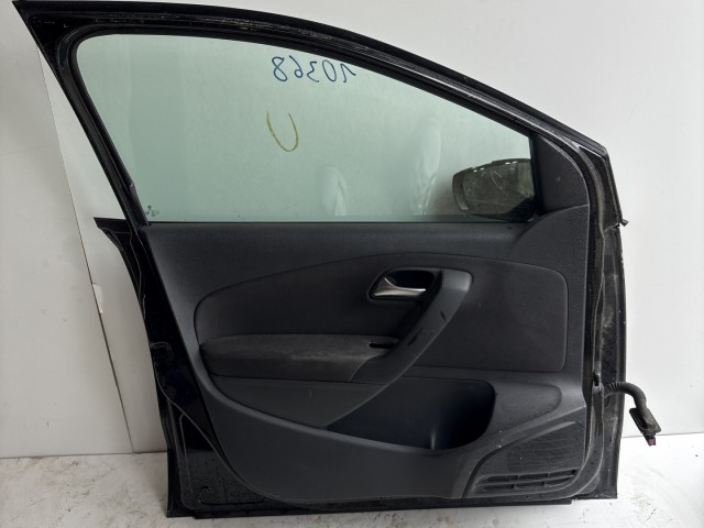 10368 Volkswagen Polo 6r 2009-2017 Bal első  Ajtó Használt Fekete 