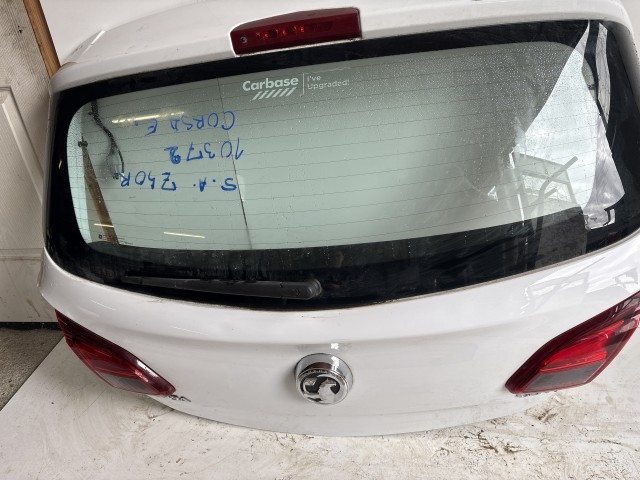 10372 Opel Corsa E 2014- 2019 Csomagtérajtó Fehér 5 ajtós