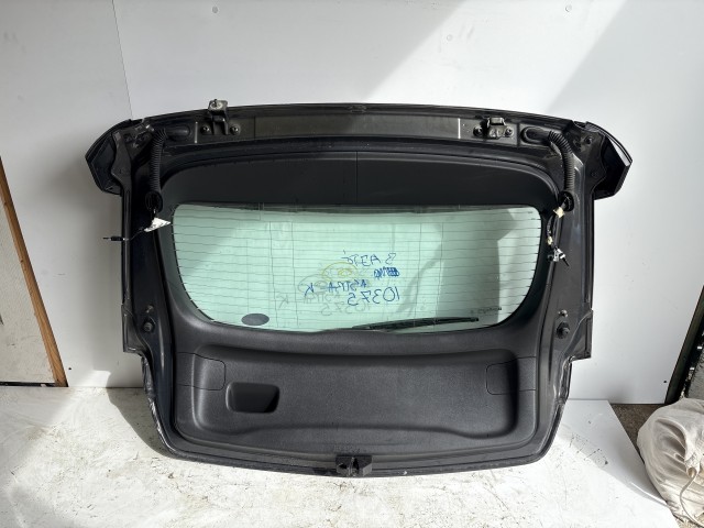 10375 Opel Astra K 2015 Csomagtérajtó Használt
