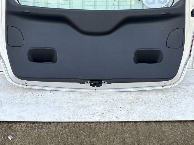 10383 Opel Meriva B 2010-2017 Csomagtérajtó Ezüst z176