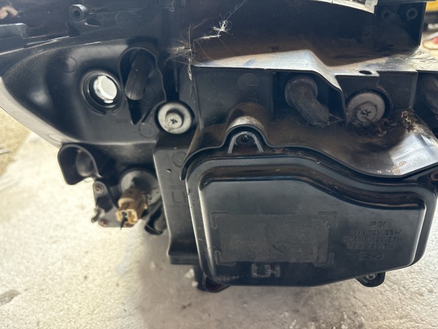 10488 Opel Antara 2006-2015 Bal első Xenon Lámpa , Fényszóró