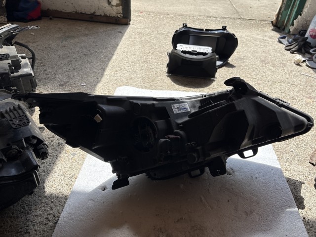 10489 Opel Astra K  Bal első  Lámpa Fényszóró Angol
