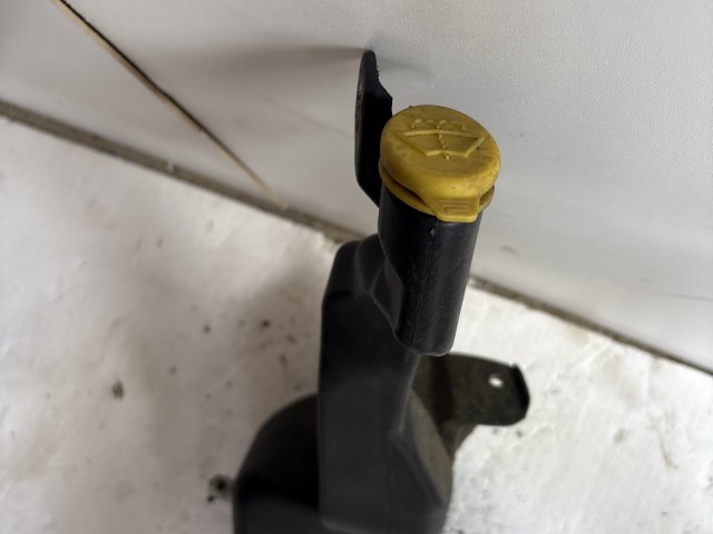 Opel Astra H 2004-2010 2004-2010 Ablakmosó tartály Használt sima  