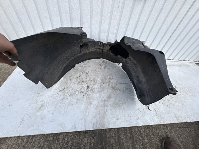 Opel Corsa E 2014-2019 bal első Kerékjárati dobbetét 