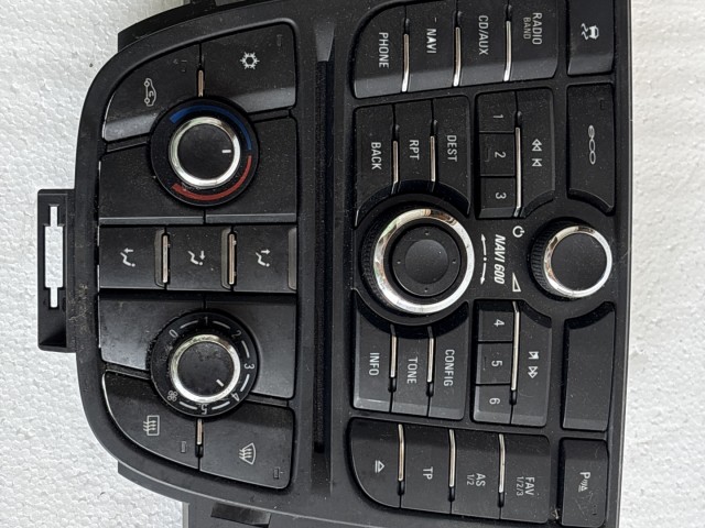 Opel Astra J 2009-2015 Közép konzol Használt