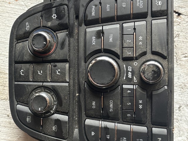 Opel Astra J 2009-2015 Közép konzol Használt