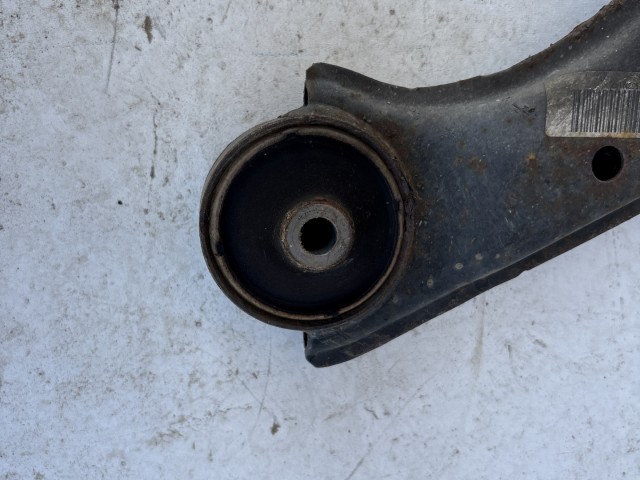 Opel Corsa E 2014-2019 Jobb első Lengőkar