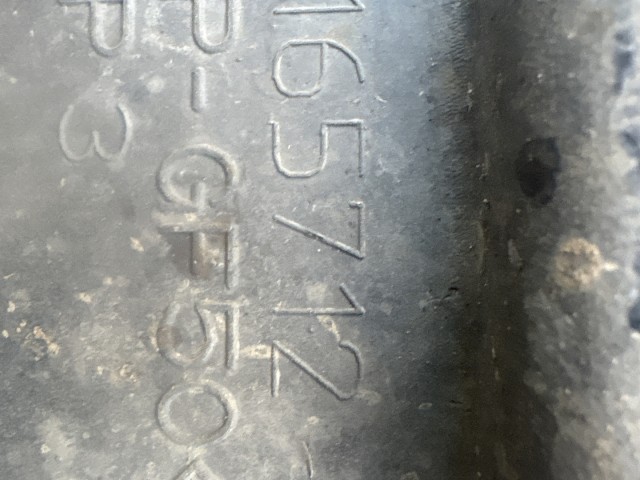 Opel Zafira B 2005-2014 2005-2014 Akkumulátor tartó, tálca Használt