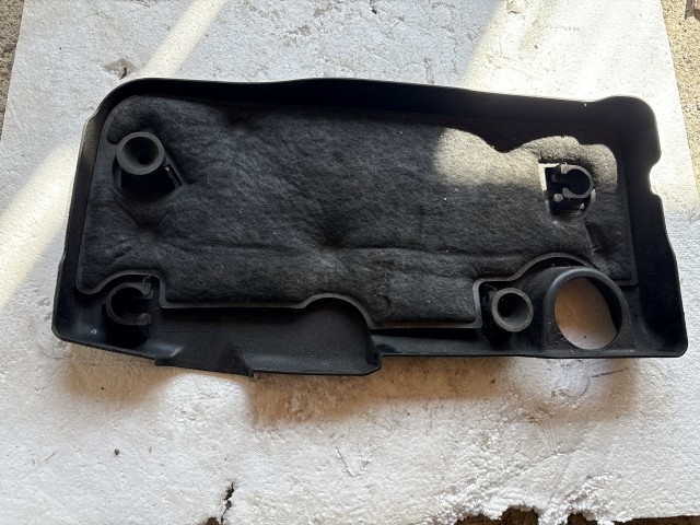 Opel Astra J 2009-2015 Felső Motorburkolat Használt 1.7 diesel