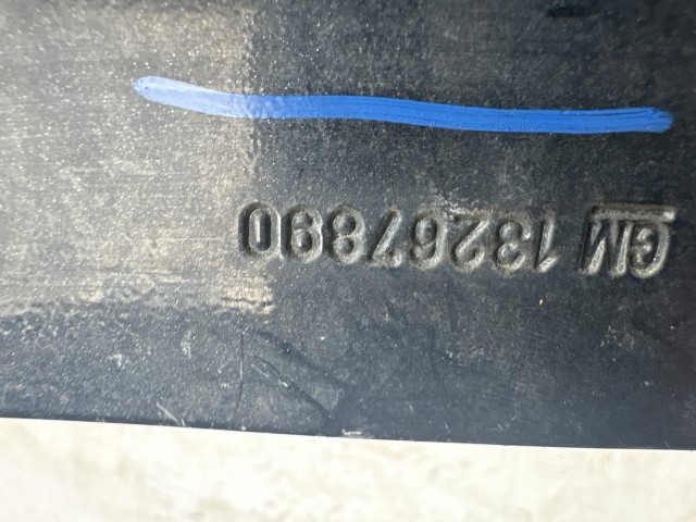 Opel Meriva B 2010-2017 első  Lökhárító merevítő Használt fekete