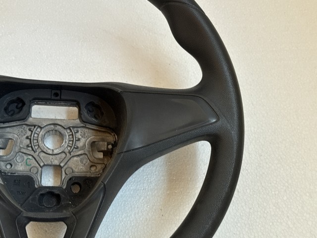 Opel Astra K 2015 Kormánykerék Használt Fekete sima műanyag  