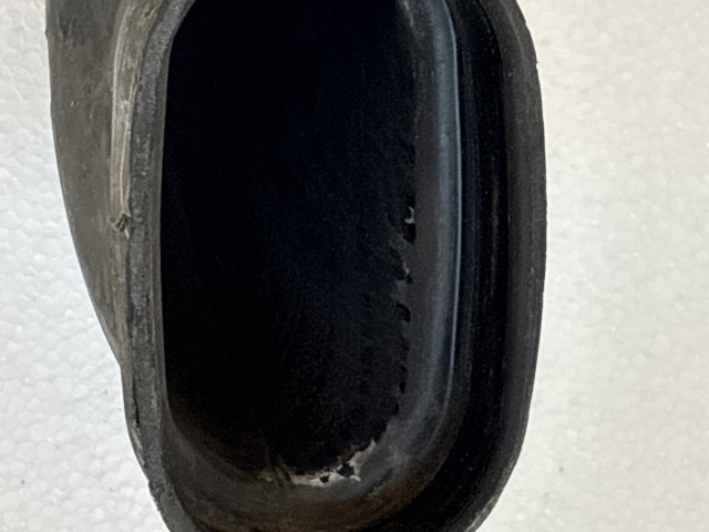 Opel Astra J 2009-2015 Levegő beömlőcső Használt